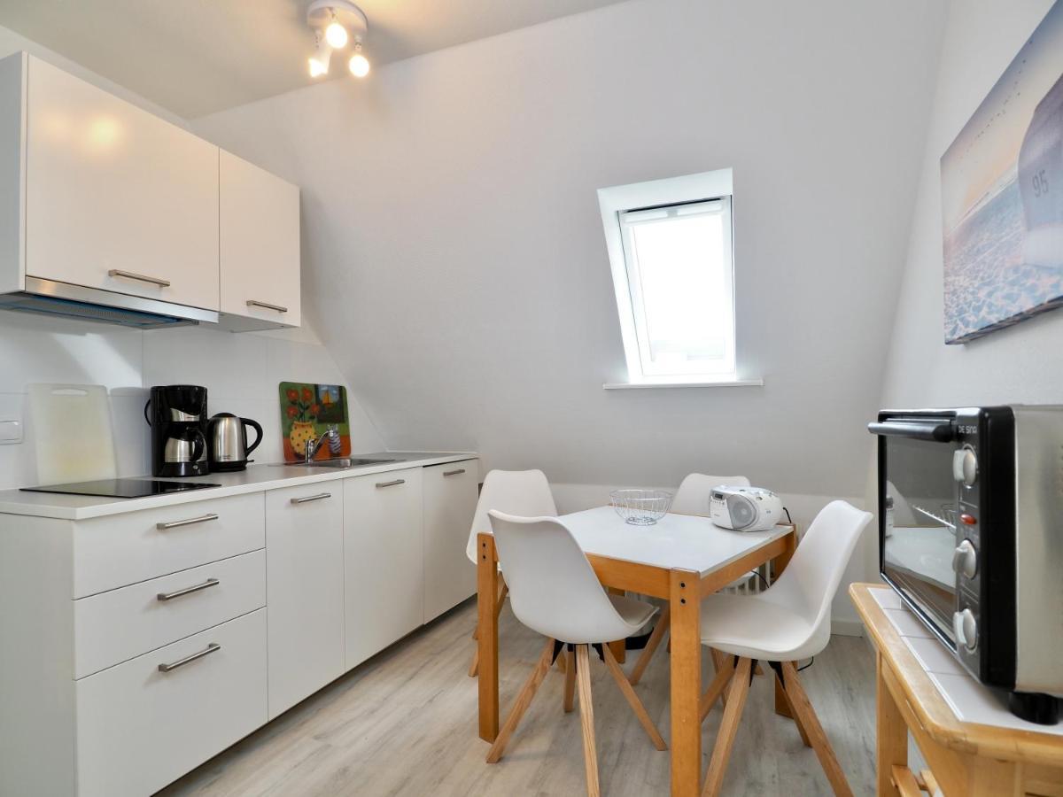 Haus Gisela Apartment Busum Exterior photo