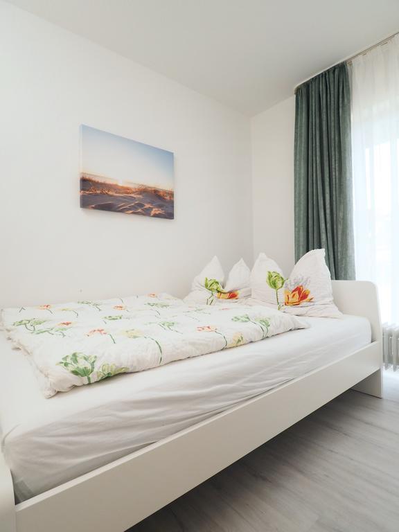 Haus Gisela Apartment Busum Exterior photo